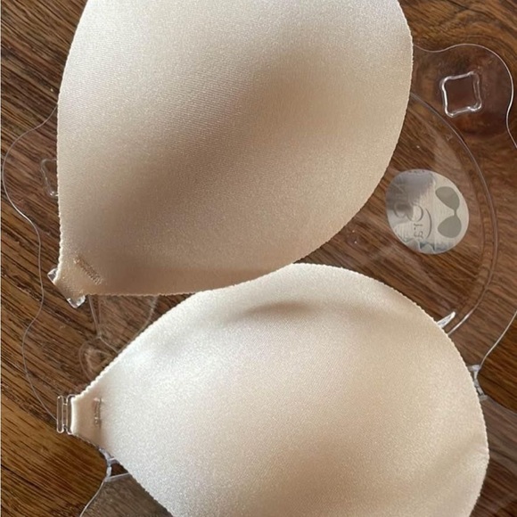 NEW ⭐️ La Senza, Feather-lite Backless Push up Bra, size A, Rose Tan - Picture 6 of 9